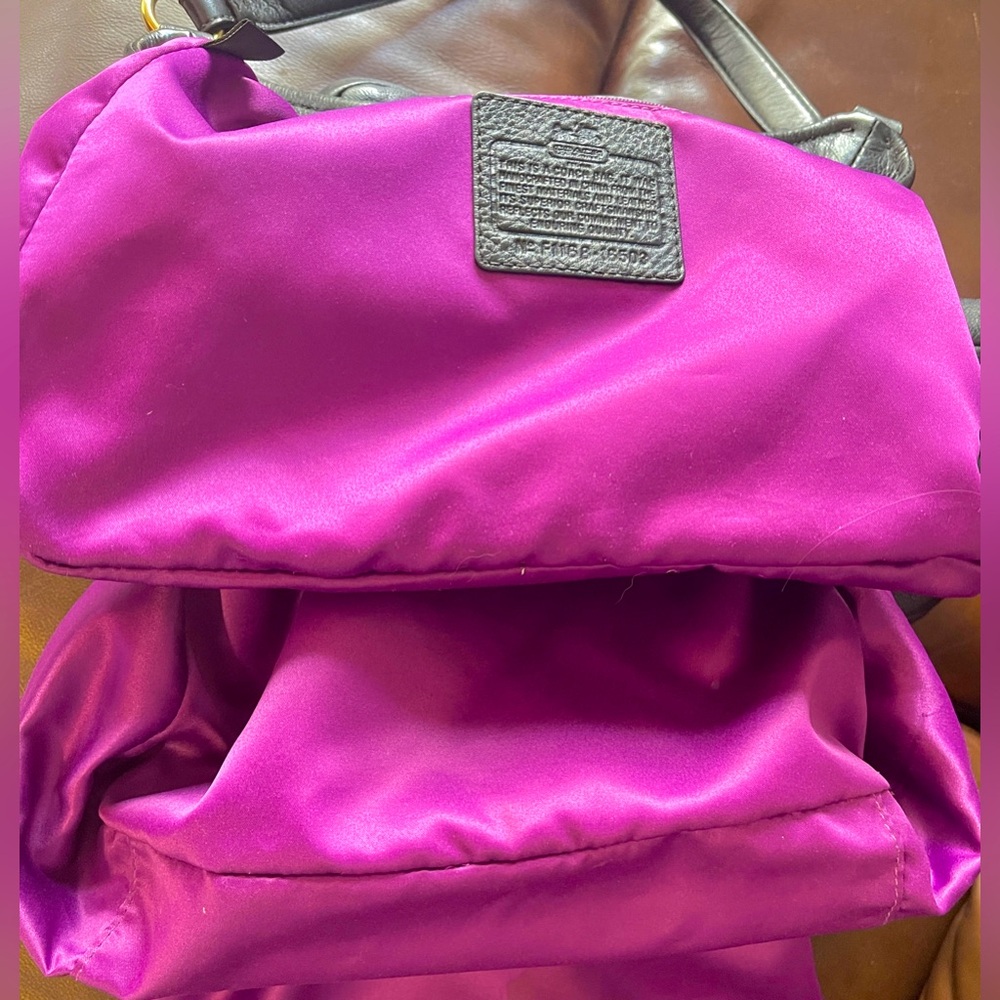 Coach Leather Madison Bag She’s a Black Beauty EUC Fuchsia interior EUC - Picture 3 of 13